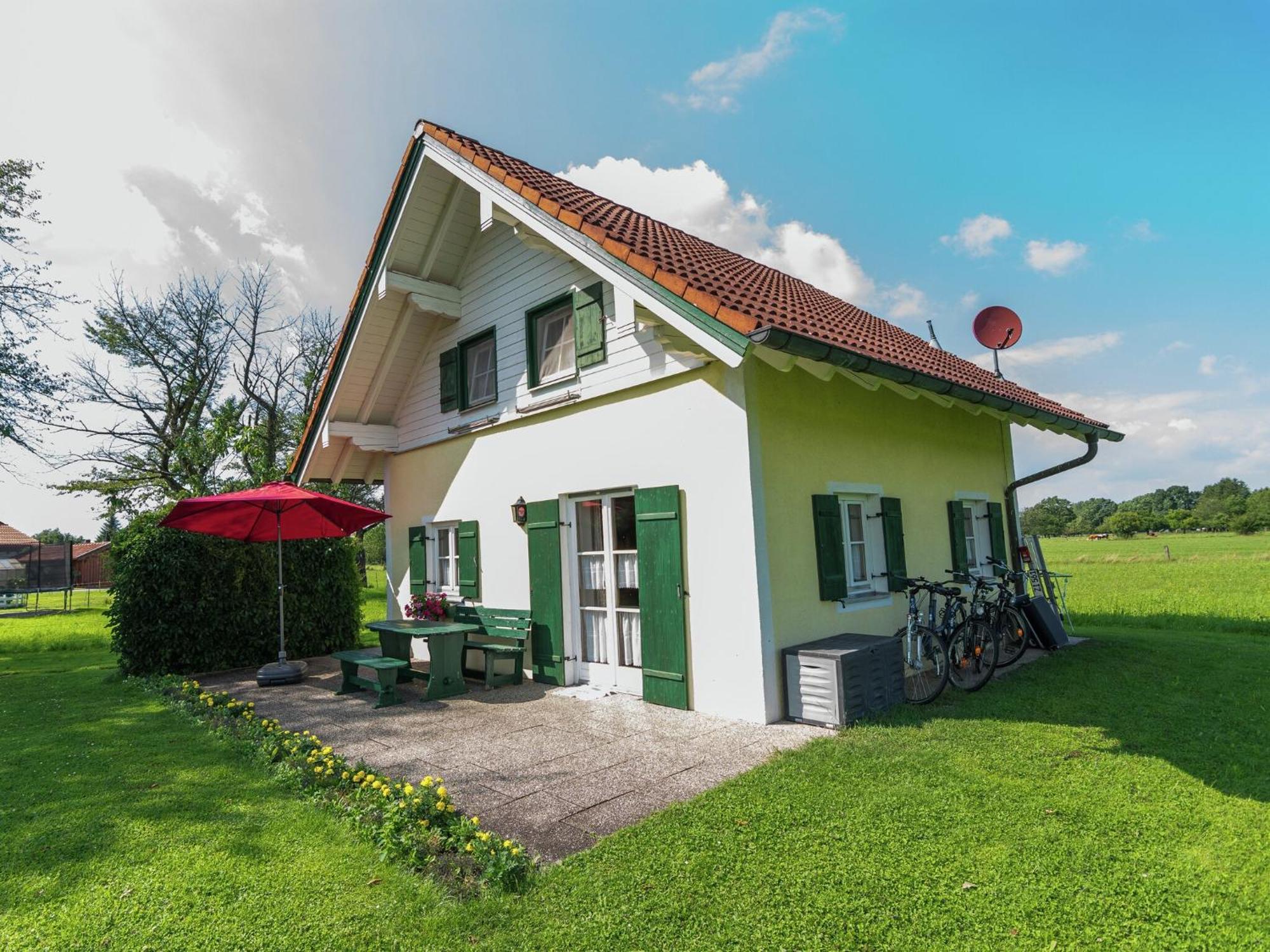 Alluring Holiday Home In Ubersee With Whirlpool Екстер'єр фото