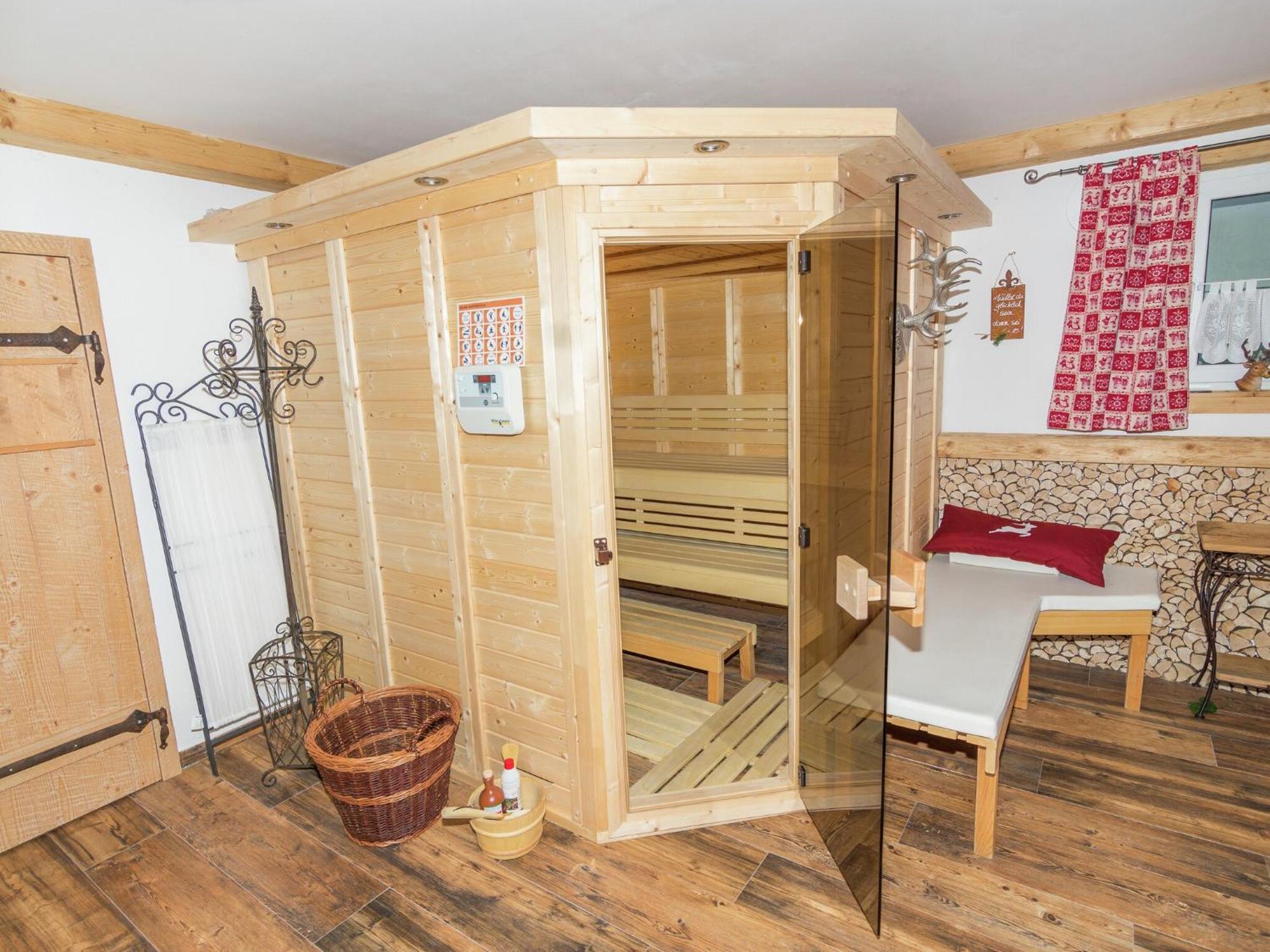 Alluring Holiday Home In Ubersee With Whirlpool Екстер'єр фото