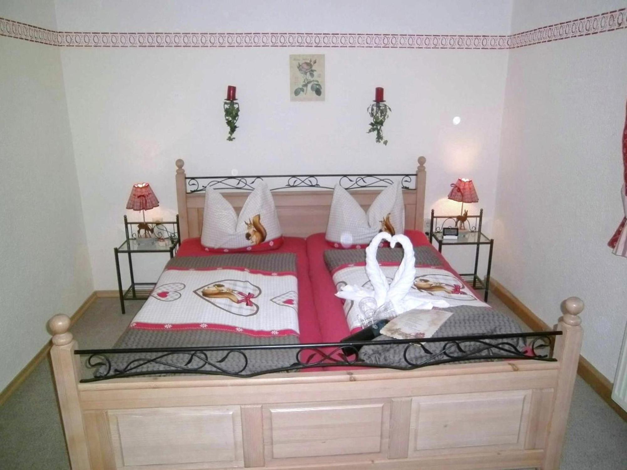 Alluring Holiday Home In Ubersee With Whirlpool Екстер'єр фото