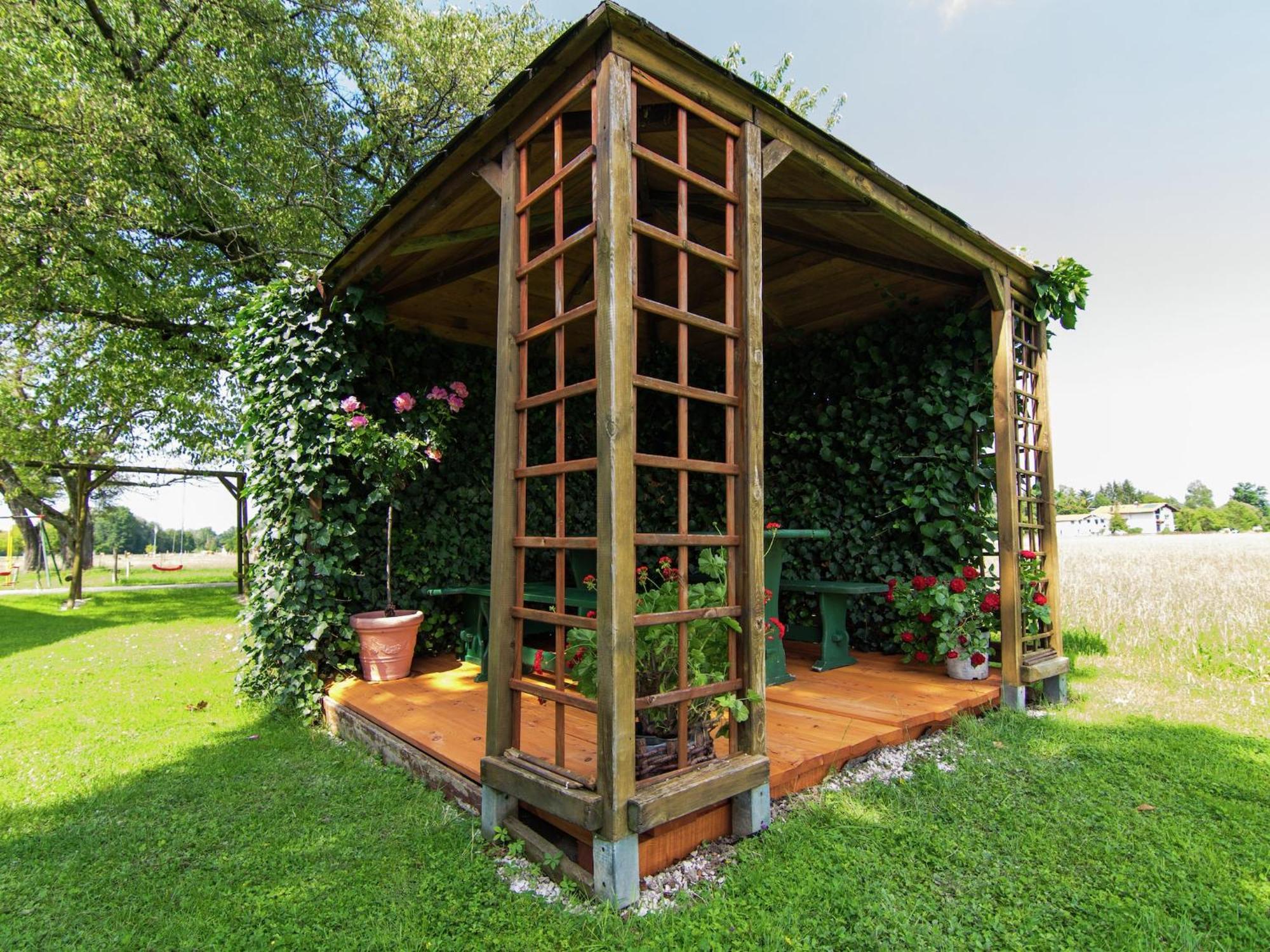 Alluring Holiday Home In Ubersee With Whirlpool Екстер'єр фото