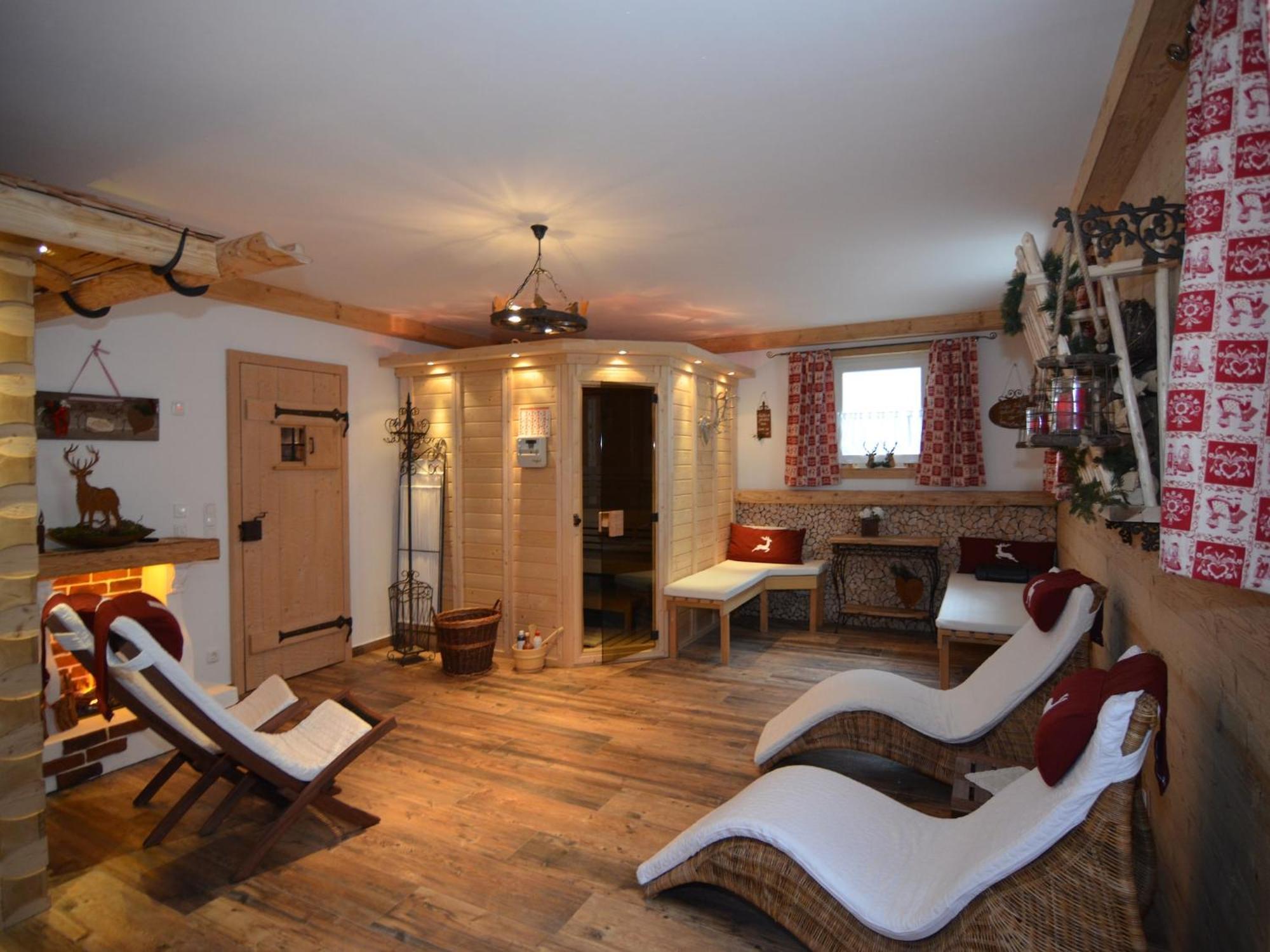 Alluring Holiday Home In Ubersee With Whirlpool Екстер'єр фото