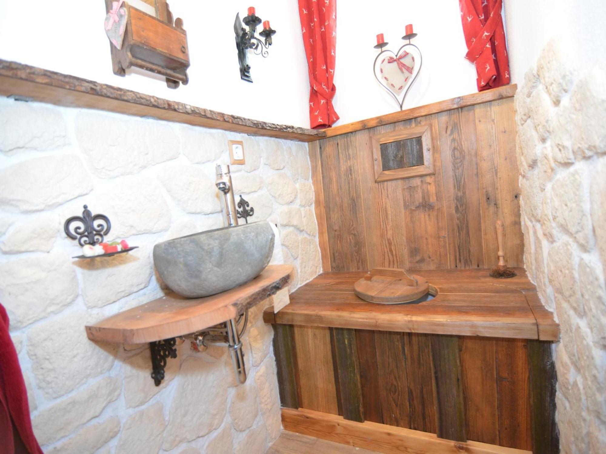 Alluring Holiday Home In Ubersee With Whirlpool Екстер'єр фото